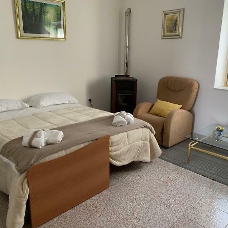 Appartement Fra Il Mare E La Sila à Cerenzia Extérieur photo